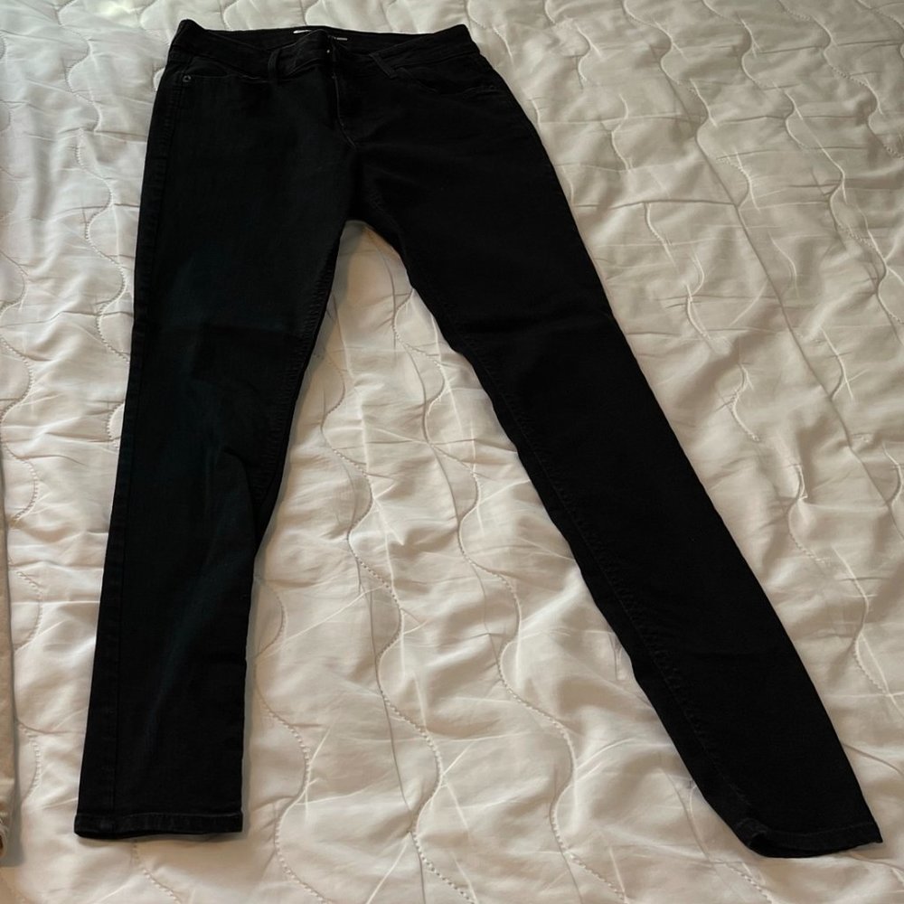 Old Navy Women's Super Skinny Jeans - Size 4